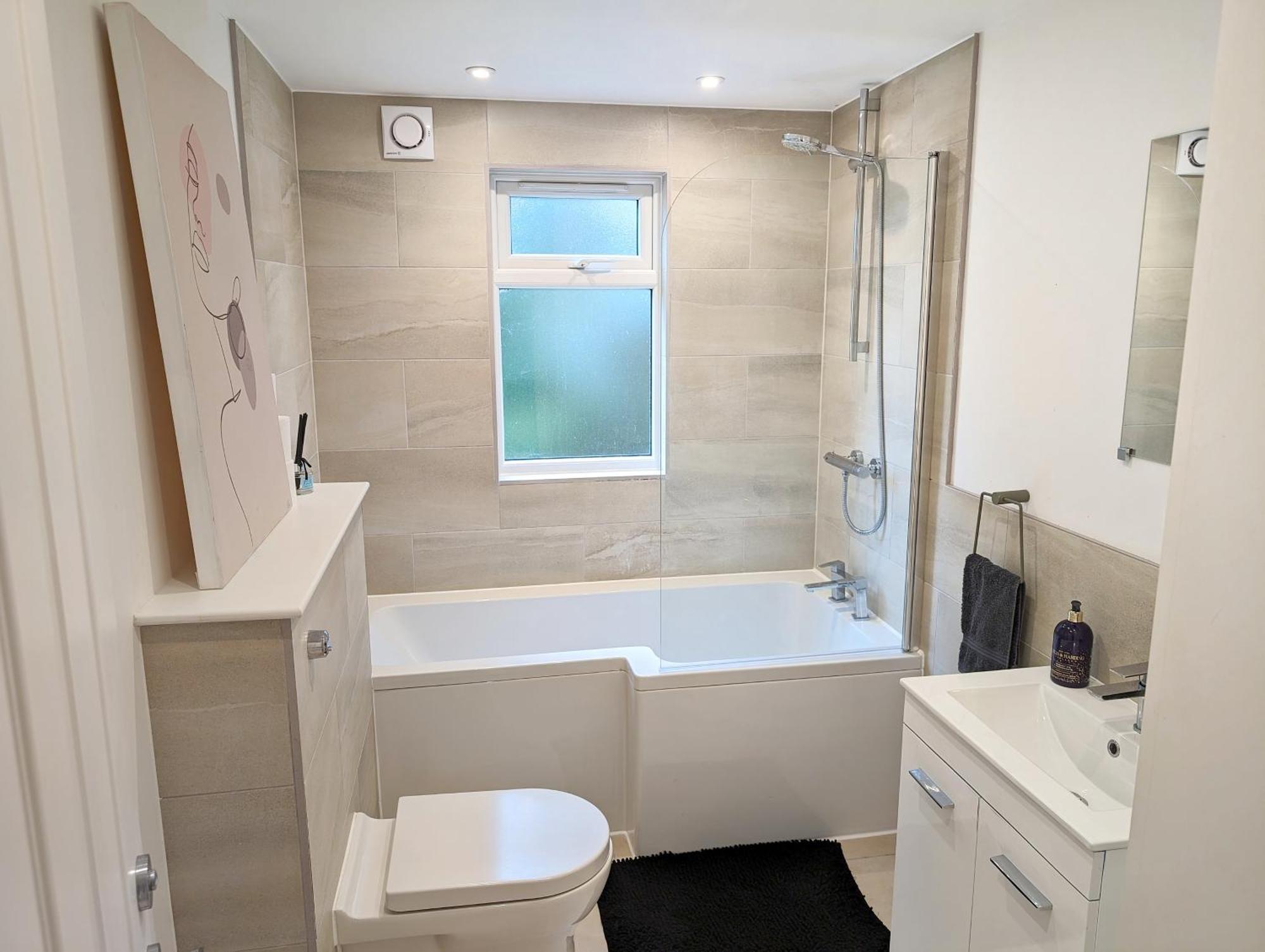 Central Cambridge, Charming 3-Bed House With Free Parking! المظهر الخارجي الصورة